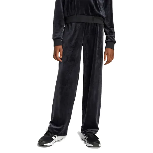 adidas Spodnie dresowe Seasonal Essentials Holiday JN2231 Czarny Regular Fit
