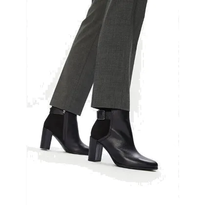 Botki Clarks Freva 85 Buckle 26174749 Czarny