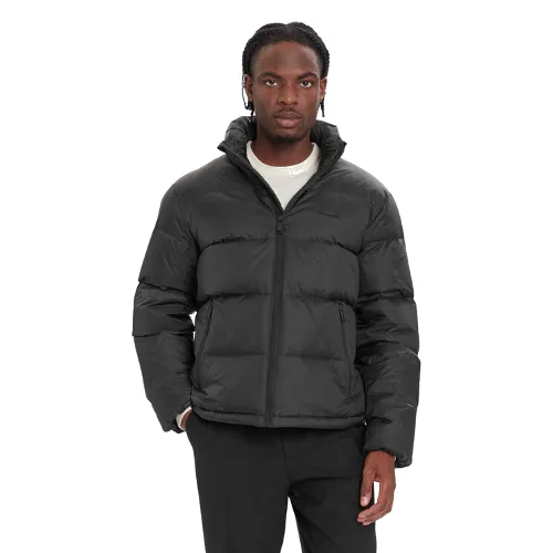 Calvin Klein Kurtka puchowa LV04LD529G Czarny Regular Fit