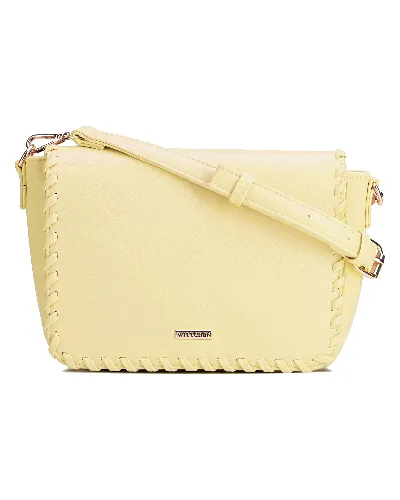 Damska crossbody z obszytą klapą żółta