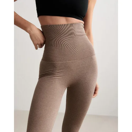 Damskie legginsy invisible scrunch Shape Seamless Core Control brązowy melanż