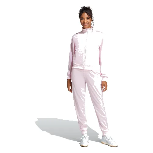 Dres Essentials Feel Cozy