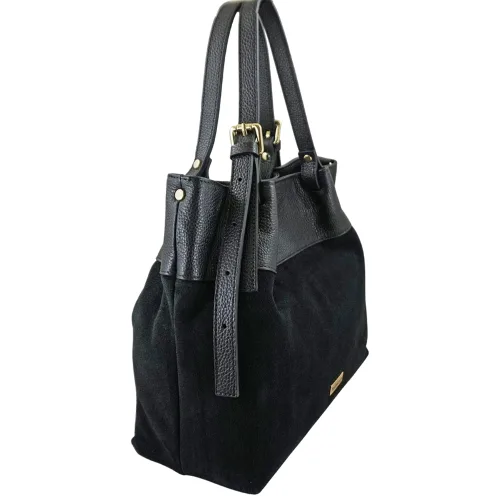 Elegancka torebka damska z naturalnego zamszu - Czarna