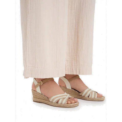Espadryle Tamaris 1-28367-42 Beżowy