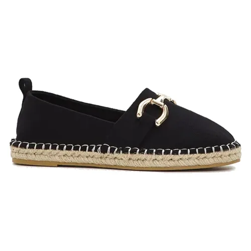 Espadryle ze sprzączką