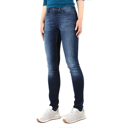 Jeansy Wrangler Jaclyn Dark Lake W26DU468Y
