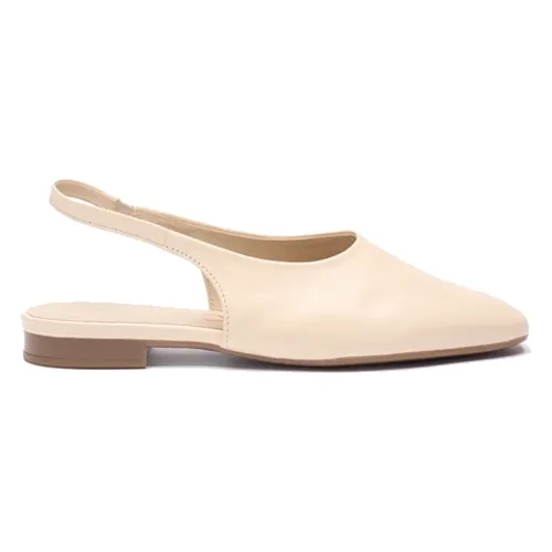 Kremowe czółenka bez pięty slingback