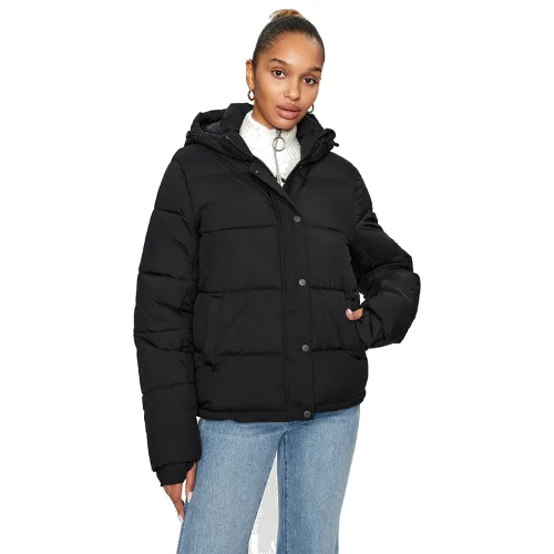 ONLY Kurtka zimowa 15287909 Czarny Regular Fit