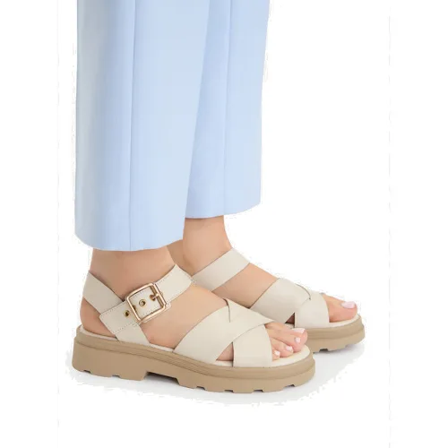 Sandały Clarks Orinoco3 Cross 26186092 Écru