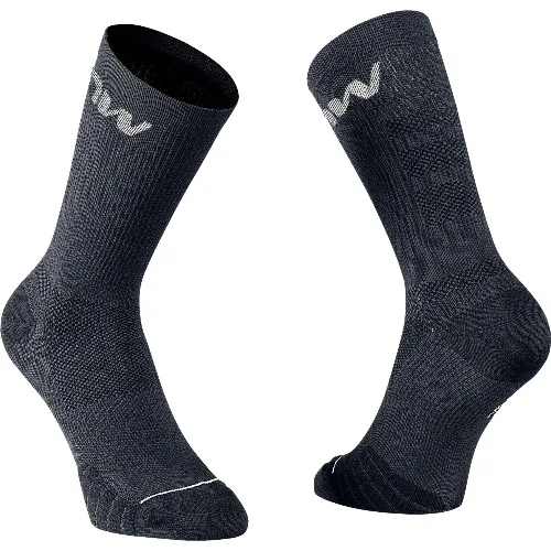 Skarpety rowerowe NORTHWAVE EXTREME PRO Sock - czarny/szary