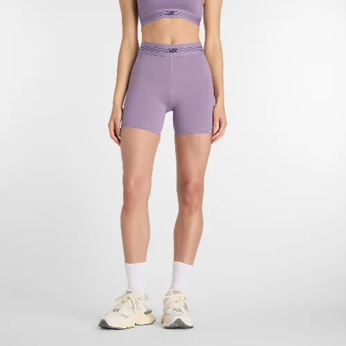 Spodenki damskie New Balance AC WB61E4GEAA5 – fioletowe