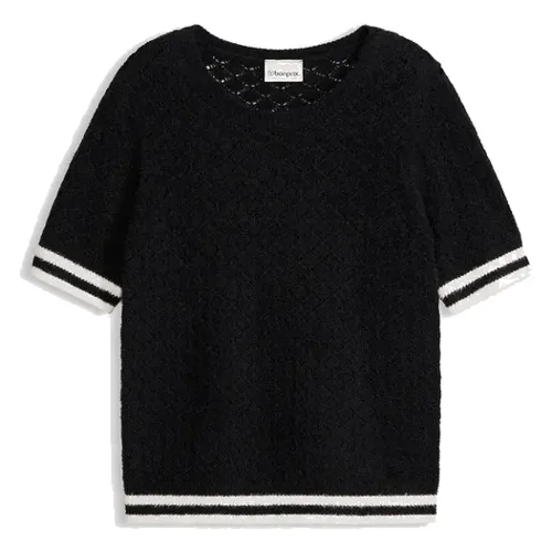 Sweter ażurowy z przędzy piórkowej