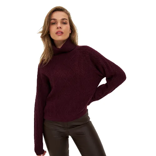 Sweter z golfem burgundowy