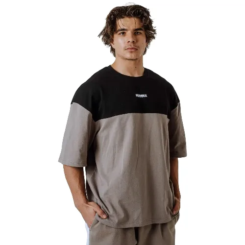 T-shirt Nebbia Power Oversized
