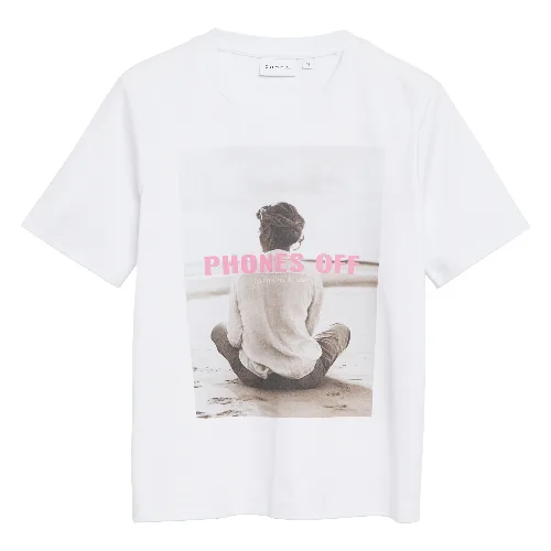 T-shirt z artystycznym nadrukiem