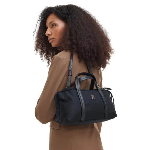 Tommy Hilfiger Torebka Th Soft Nylon Crossover AW0AW18993 Granatowy