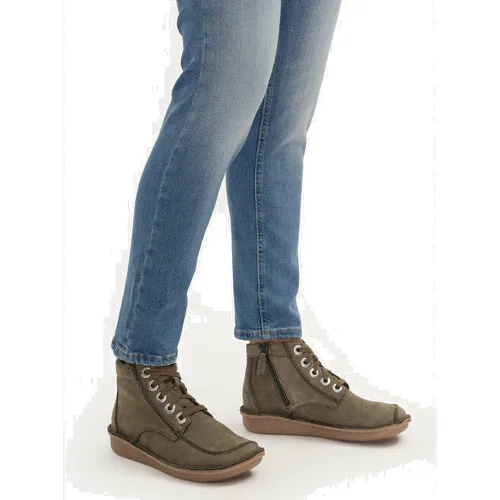 Trzewiki Clarks Funny Cedar 261738864 Khaki