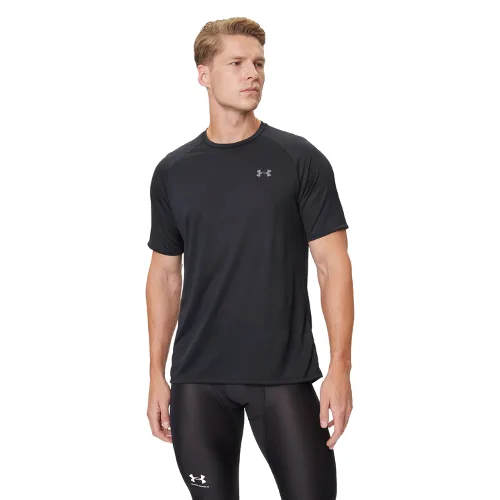 Under Armour T-Shirt 1326413 Czarny Regular Fit