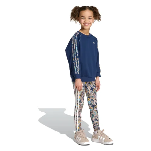 Zestaw adidas x Liberty London z bardzo dużą bluzą z zaokrąglonym dekoltem i legginsami